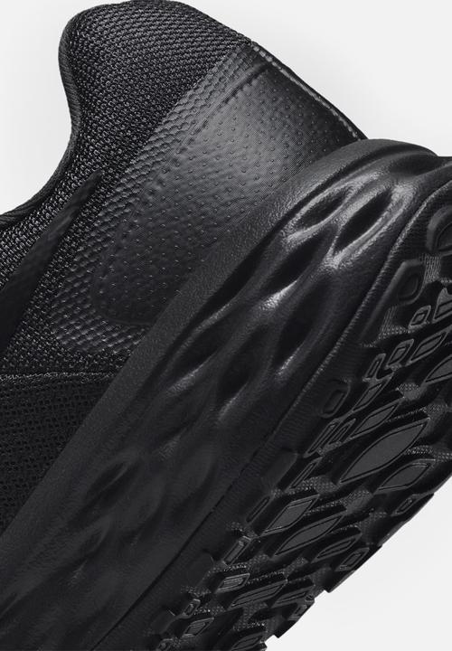 Nike - Revolution 6 next nature