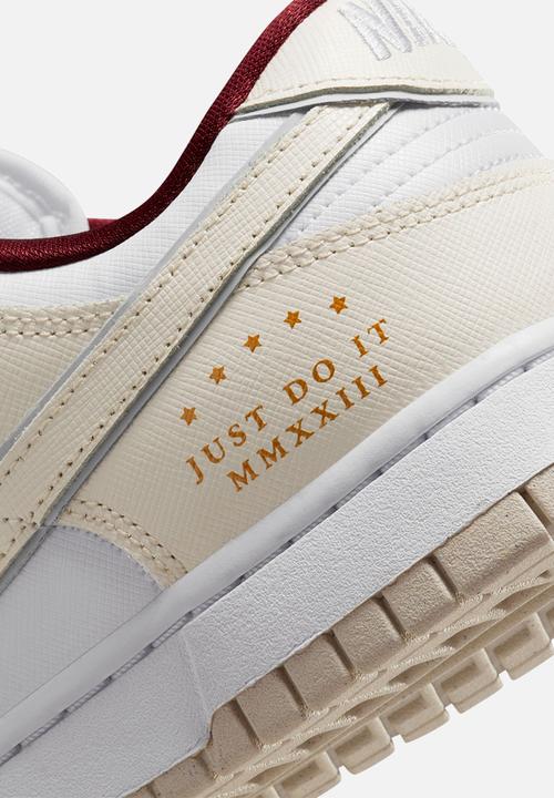 Nike - Dunk low SE