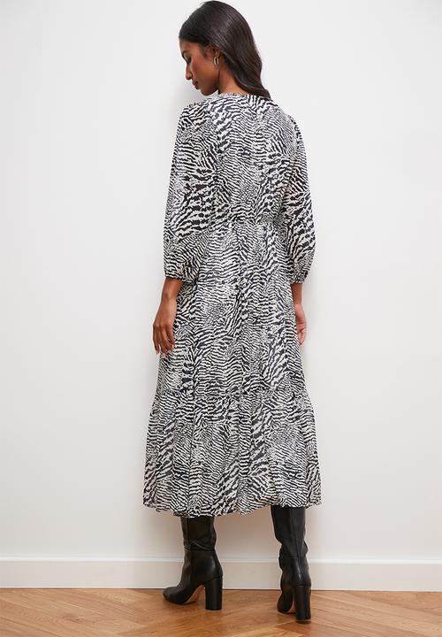 edit - Chiffon fit & flare balloon sleeve midi dress - animal print