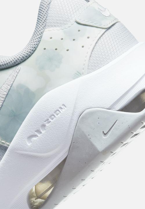 Nike - Air Zoom Bella 6 premium
