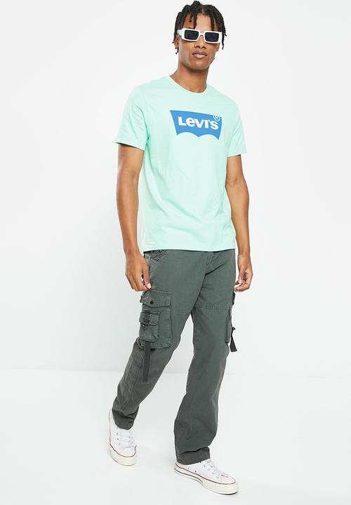 Levi’s® - Graphic crewneck tee batwing - color extension