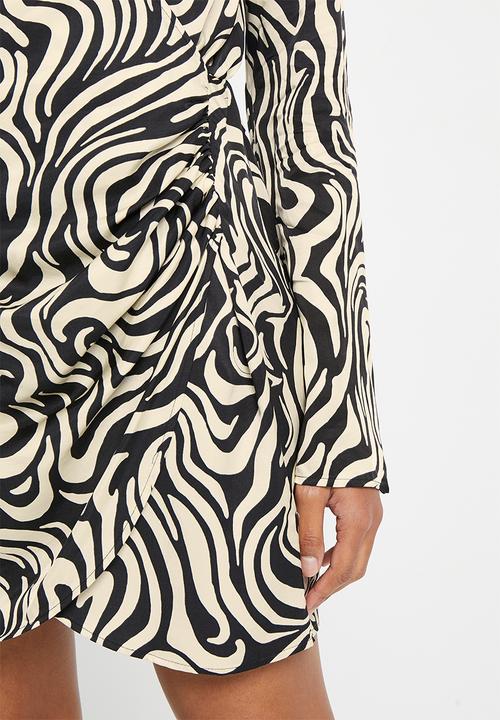 H&M - Gathered bodycon dress - black/white patterned