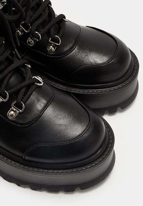 Koi Footwear - Hydra matrix platform boot - black