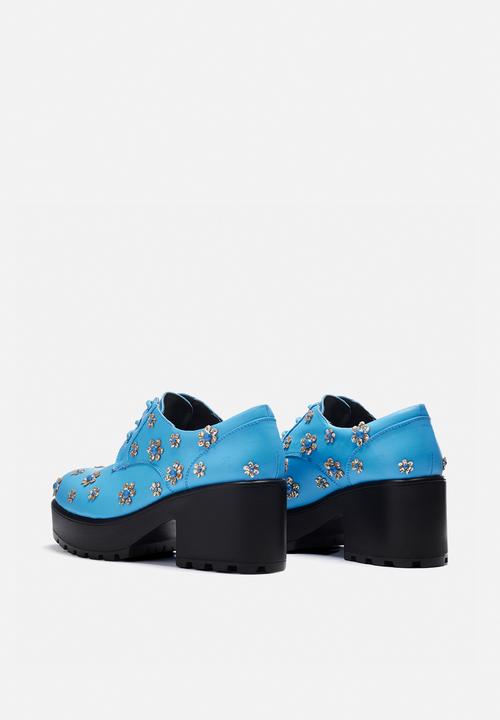 Koi Footwear - A stolen bloom lace up - blue flowers