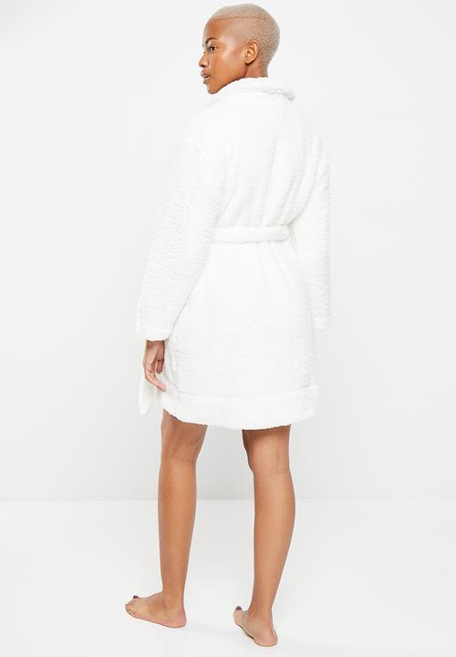 Cotton On - The hotel luxe snuggle robe - white