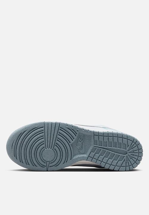 Nike - Dunk low