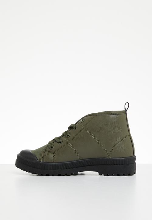 SOVIET - K montgomery - olive & black