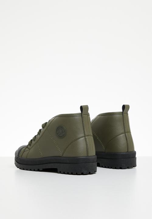 SOVIET - K montgomery - olive & black