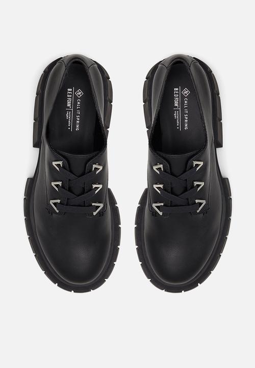 Call It Spring - Shae brogue - black