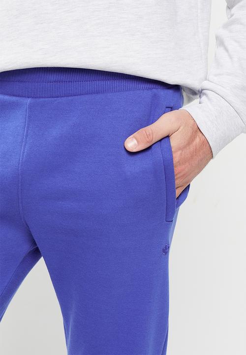 adidas Originals - Essential trf pant m - semi lucid blue