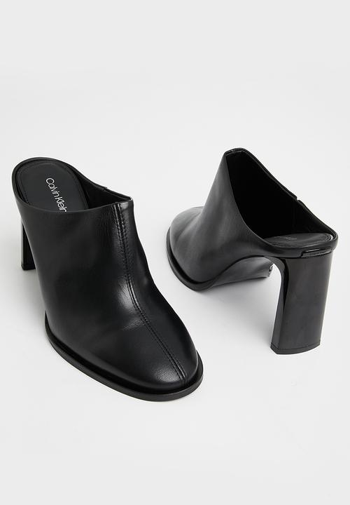 Calvin Klein - Curved stil mule 80 - ck black