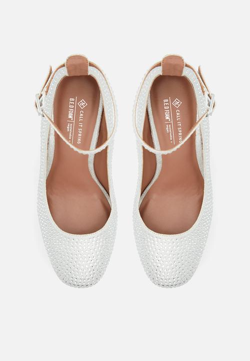 Call It Spring - Kamilia Platform Heel - Silver