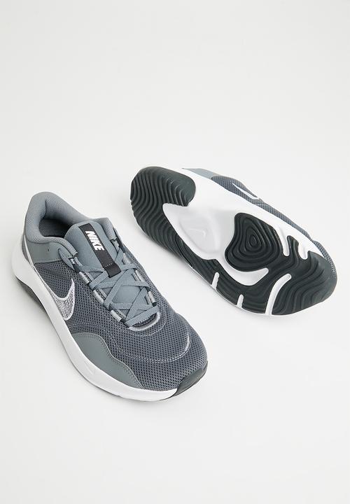 Nike - Legend essential 3 next nature