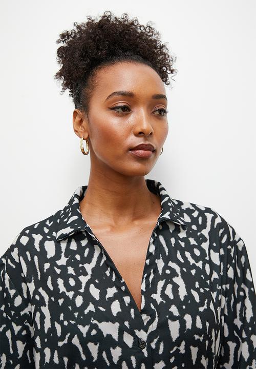 edit - Shirt dress with lace up detail -black stone abstract