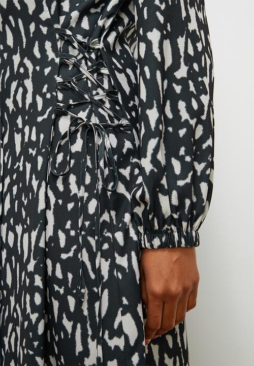 edit - Shirt dress with lace up detail -black stone abstract