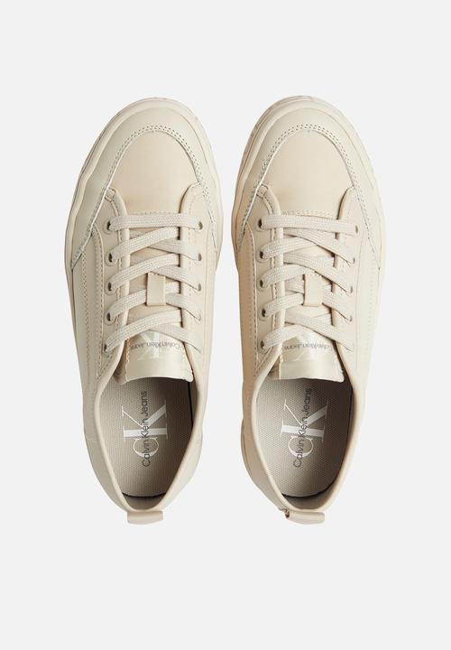 Calvin Klein - Vulc flatf low wrap around logo - eggshell