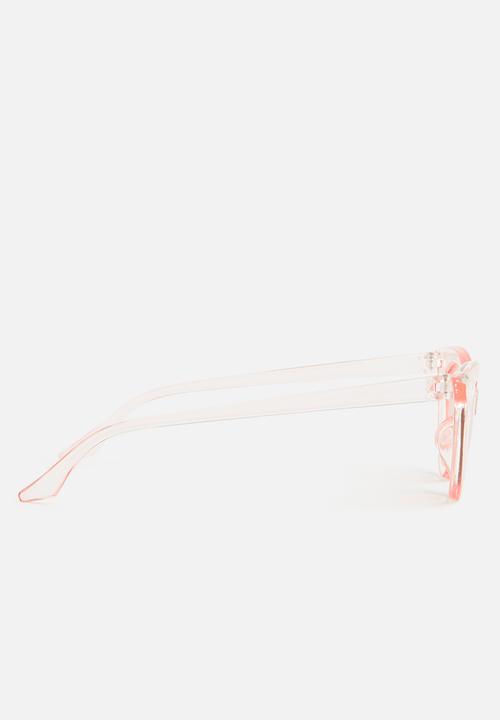 Superbalist - Tumi cateye sunglasses - pink