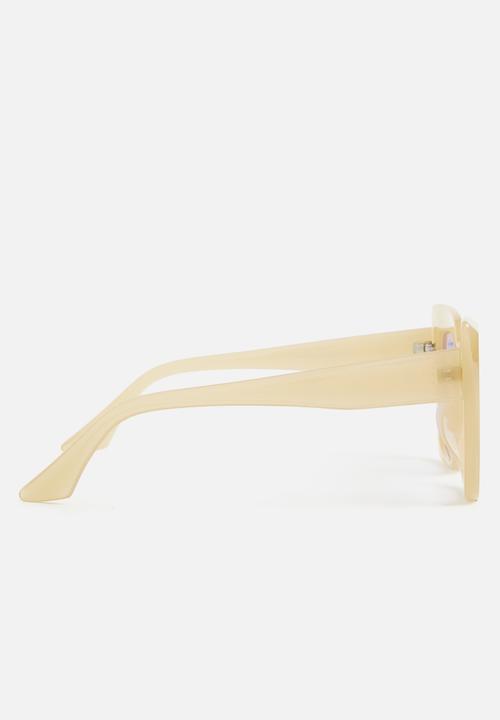 Superbalist - Salome cateye sunglasses - beige