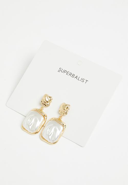 Superbalist - Luna stud earrings - gold & cream