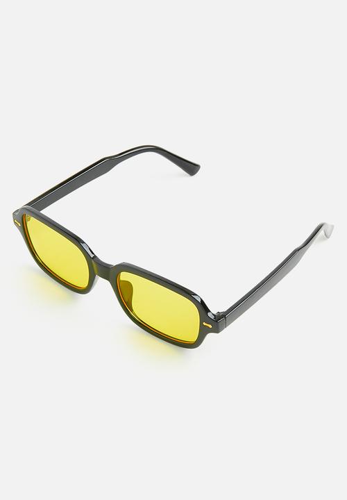 Superbalist - Sabrina square sunglasses - black