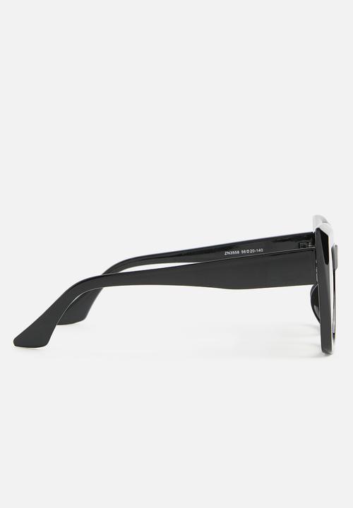 Superbalist - Michelle oversized sunglasses - black