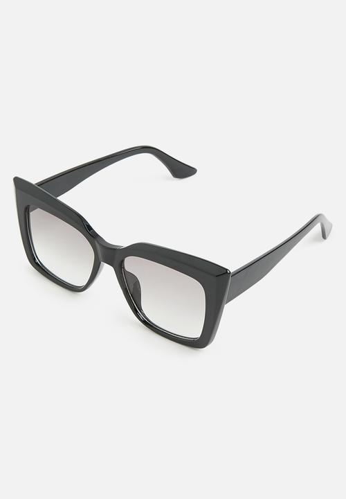 Superbalist - Michelle oversized sunglasses - black