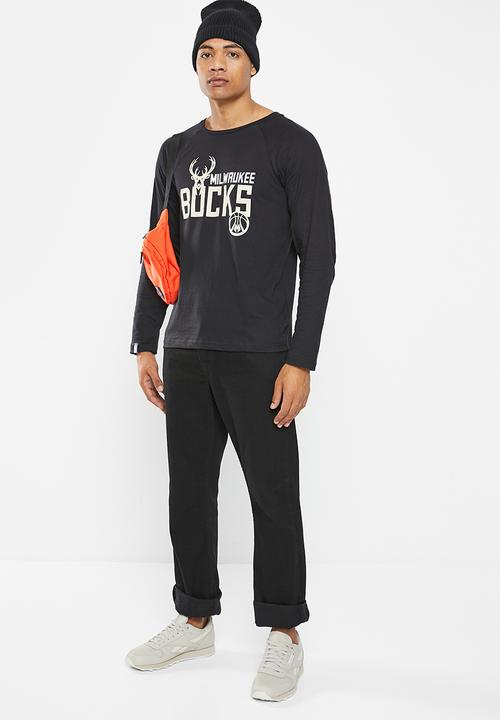 NBA - Milwaukee bucks key long sleeve tee - black