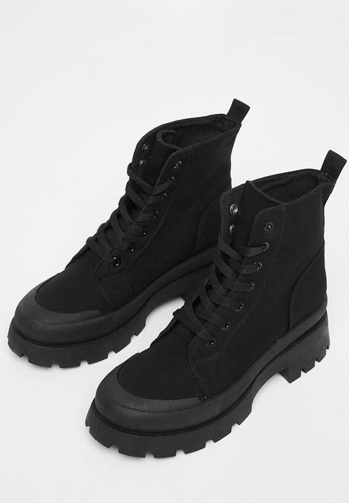 Madison® - Tiana lace-up boot - black