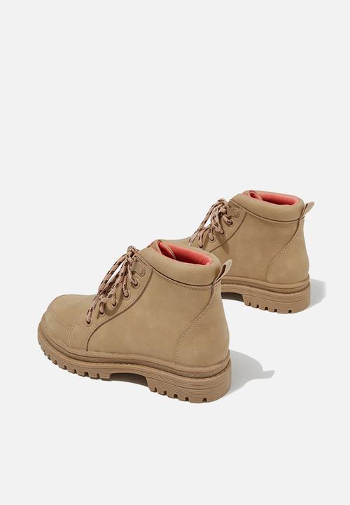 Cotton On - Henry hiker boot - sandstone