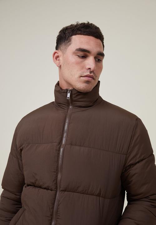 Cotton On - Recycled puffer jacket - chocolate