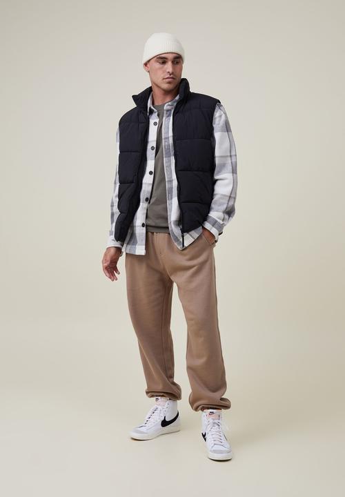 Cotton On - Recycled puffer vest - black