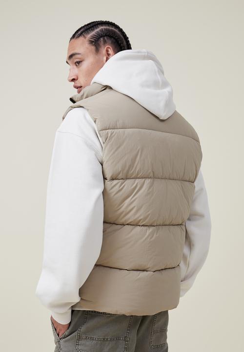 Cotton On - Recycled puffer vest - tan