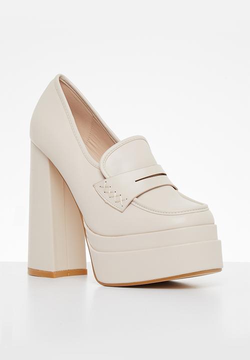 Footwork - Brenta platform heel - stone
