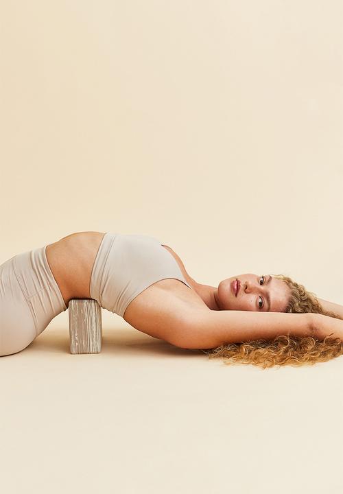 H&M - Yoga block - light greige