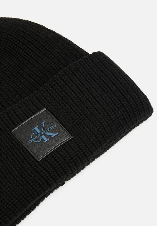 Calvin Klein - Tagged beanie - black