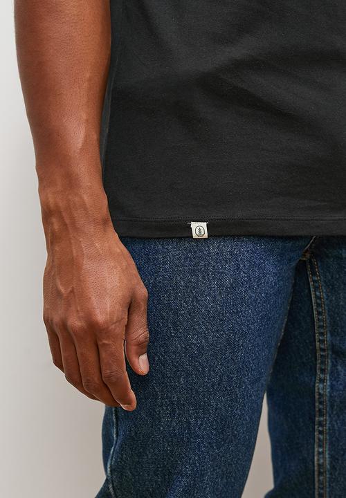 Lark & Crosse - Texas grandpa pocket tee - black