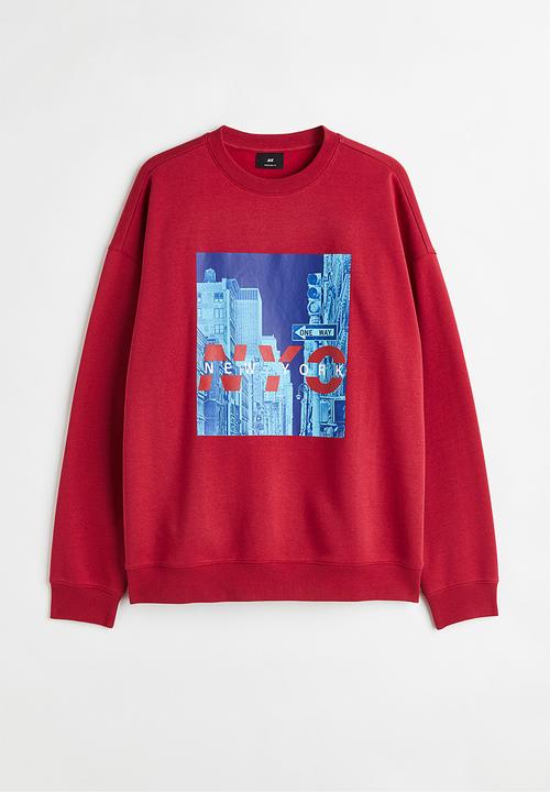 H&M - Oversized fit sweatshirt - red/new york