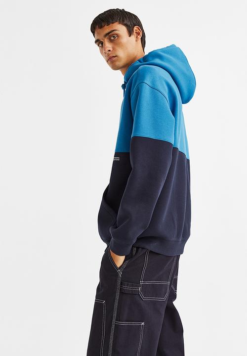 H&M - Relaxed fit hoodie - blue/block-coloured