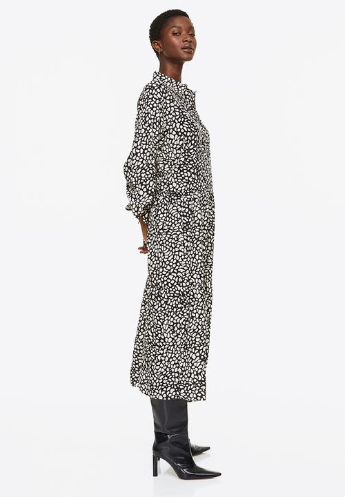 H&M - Tiered shirt dress - black/spotted