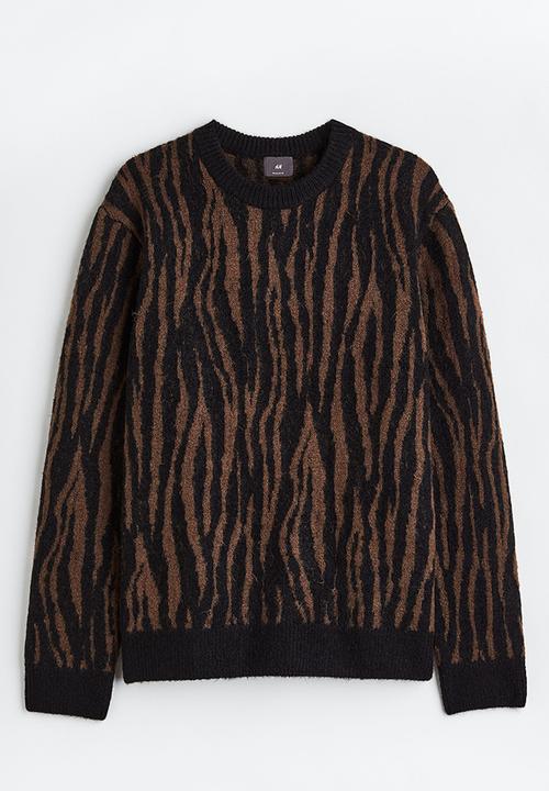 H&M - Regular fit jacquard-knit jumper - brown/zebra print