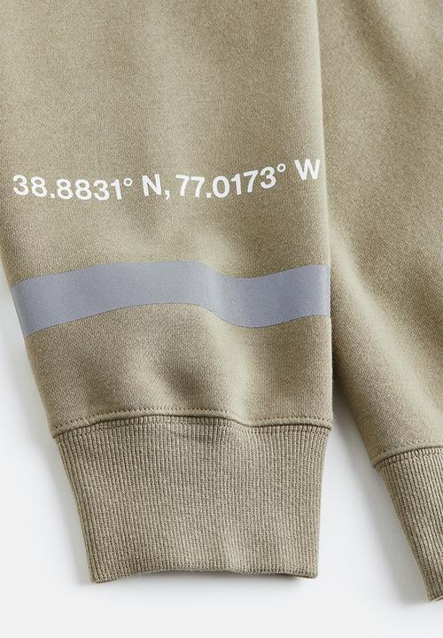 H&M - Relaxed fit hoodie - khaki green/nasa