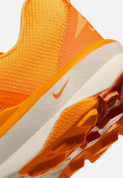 Nike - React Terra Kiger 9