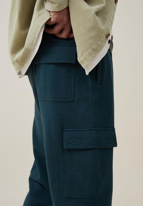 Factorie - Cargo loose fit track - pine needle green