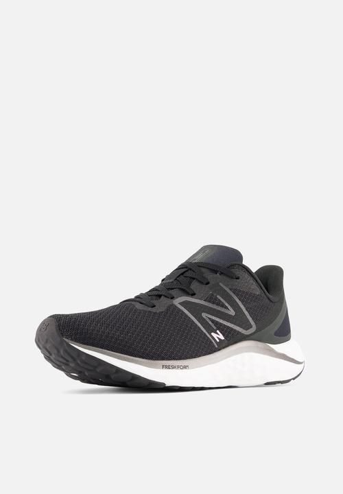New Balance  - Fresh Foam Arishi V4 