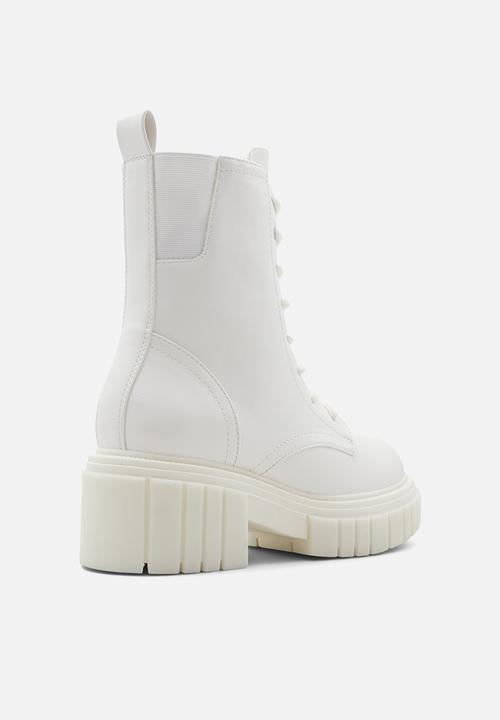 Call It Spring - Drivenn boot - white