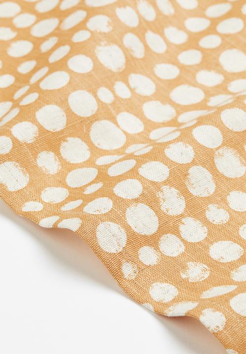H&M - Patterned table runner - mustard yellow/light beige