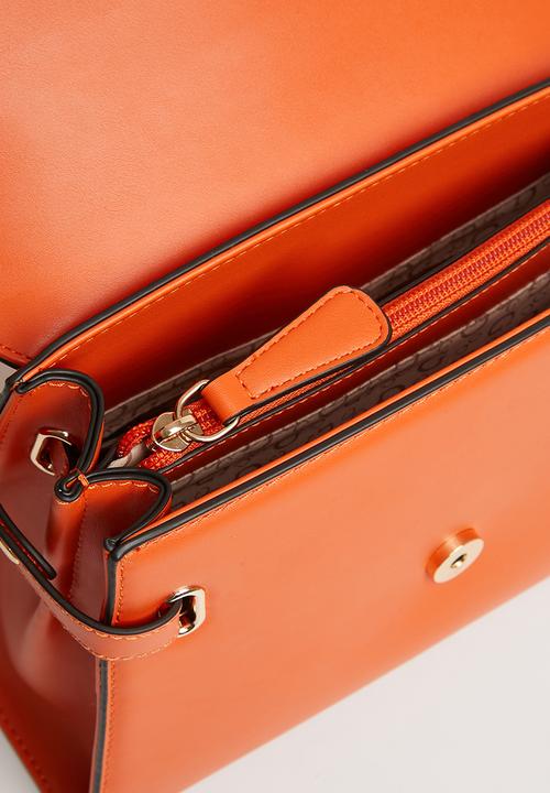 GUESS - Zernik top handle - orange