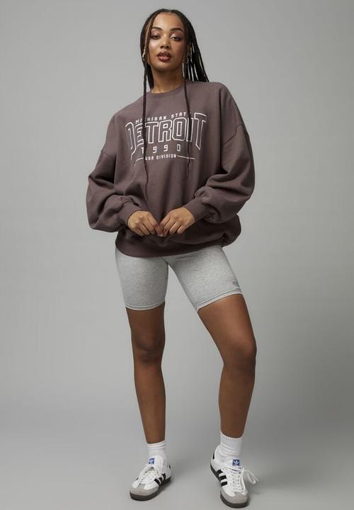 Factorie - Slouchy premium graphic crew - plum truffle/detroit