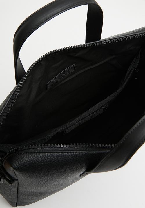 Calvin Klein - Ck must laptop bag - ck black