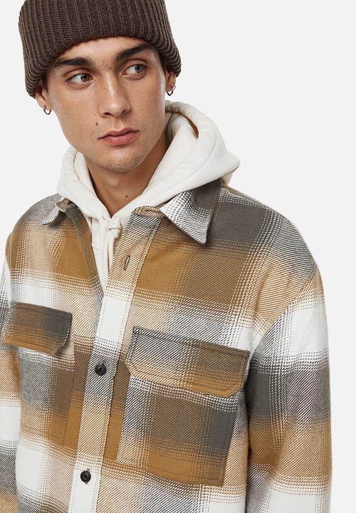 H&M - Regular fit teddy-lined overshirt - dark beige/checked